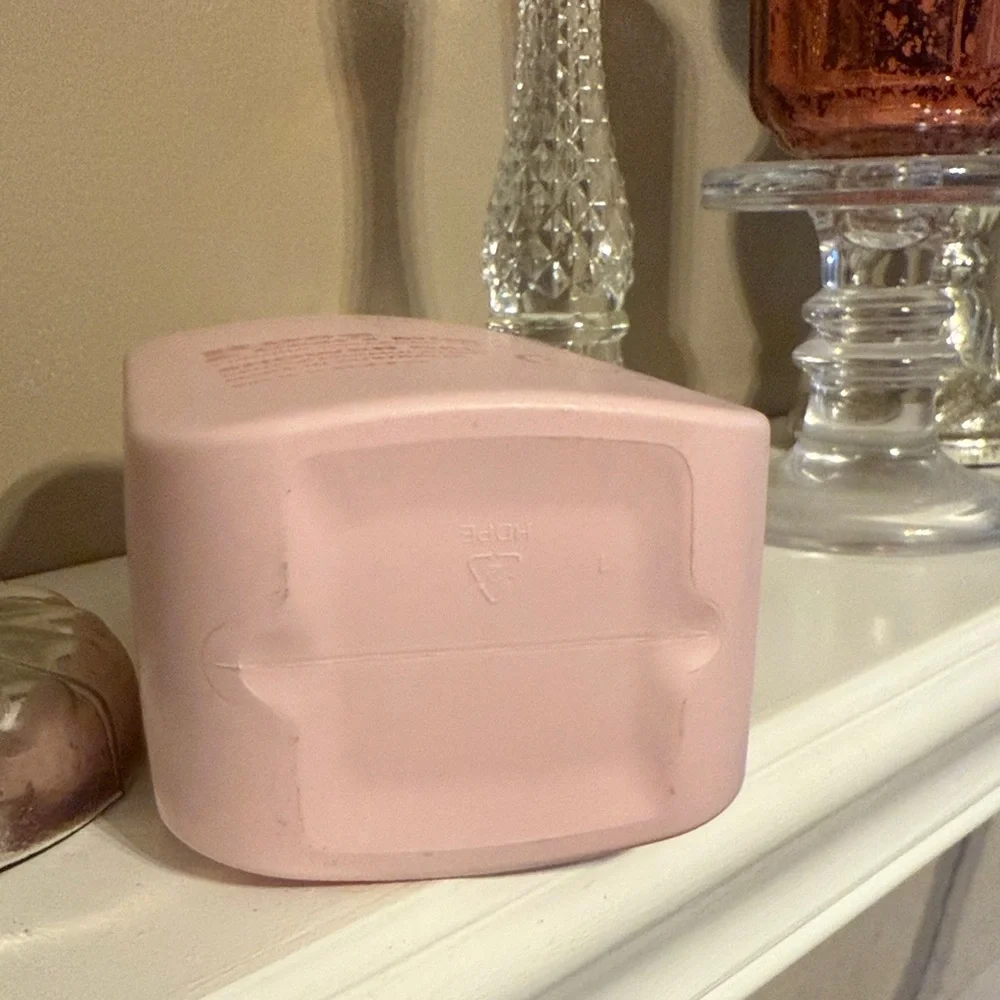 Organik Botanik Australia Rose & Goat's Milk Shower Gel 33.8 fl oz - Picture 5 of 6
